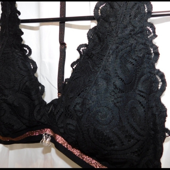 Bralette - Picture 4 of 4